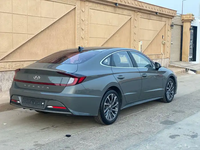 هونداي سوناتا 2020 فل كامل نظيف للبيع بطاقة جمركية 6