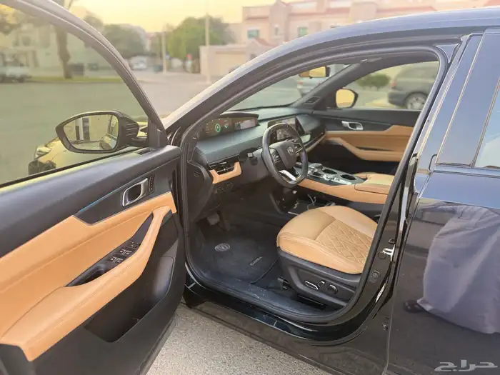 شانجان يوني كي 2023 على الضمان 8