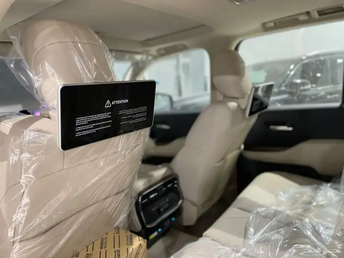 جي اكس ار L4 بنزين 2025 ابواب شفط اللون ابيض 11