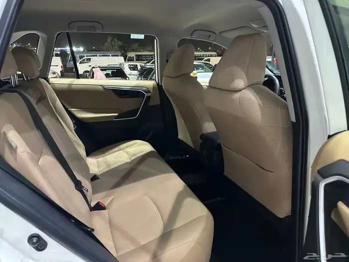 تويوتا راف فور موديل 2022 دبل 15