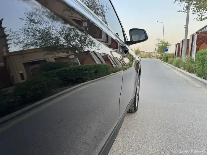 بي ام دبليو x1 مخزن بحالة الوكالة 12