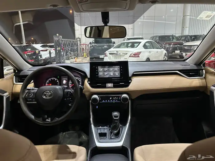 تويوتا راف فور موديل 2022 دبل 13