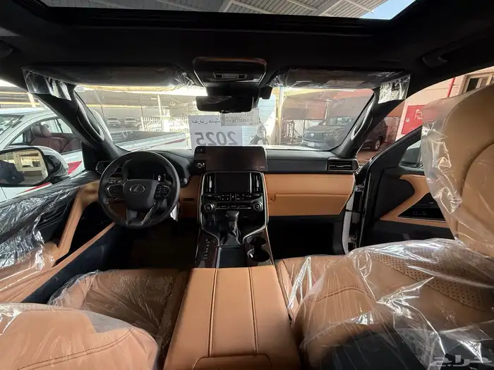 لكزس LX600 BB سعودي موديل 2025 36