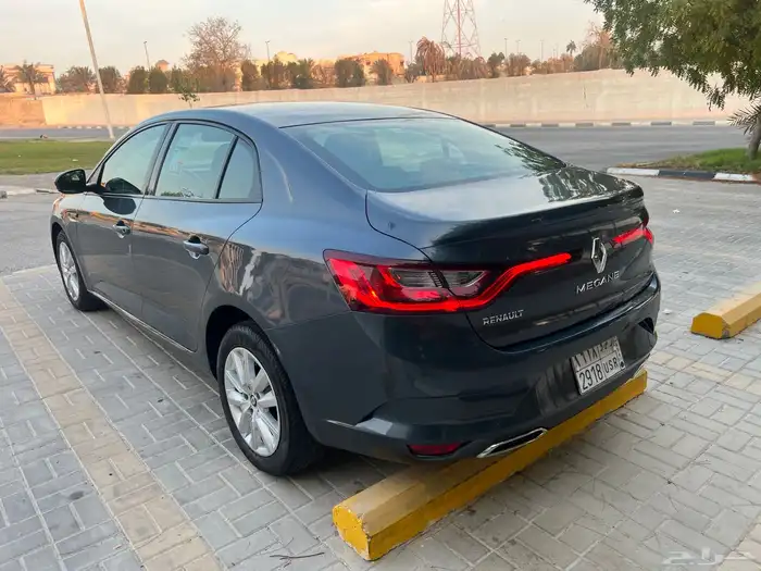 للبيع رينو ميجان 2023 4