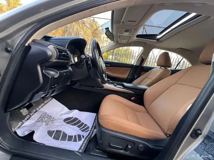 لكزس lS 300 2020 سعودي 15