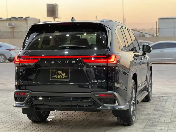 لكزس LX600 سبورت F موديل 2025 6