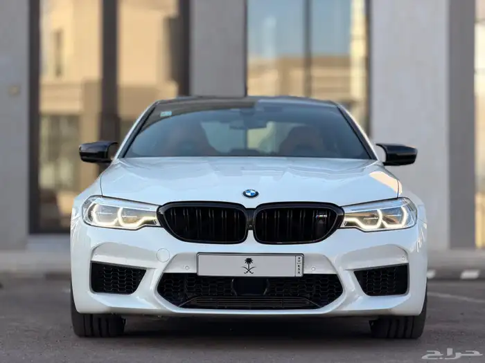 للبيع 2020 BMW M5 COMPETITION بحالة الوكالة 4