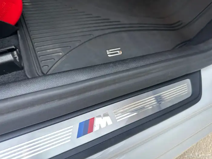 بي ام 530 كت M على الضمان والصيانه المجانيه 2021 20