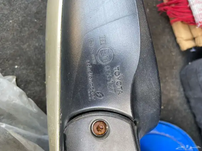 مرايات كامري ستاندر اصليه 2011 3