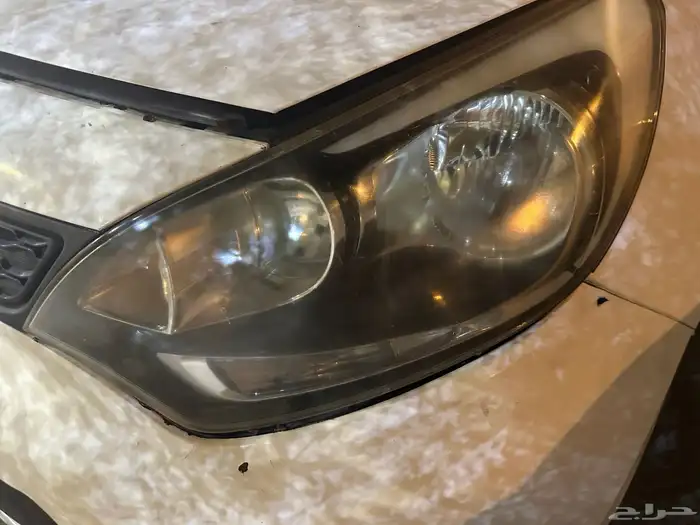 شمعه يسار - كيا ريو هاتش باك 1