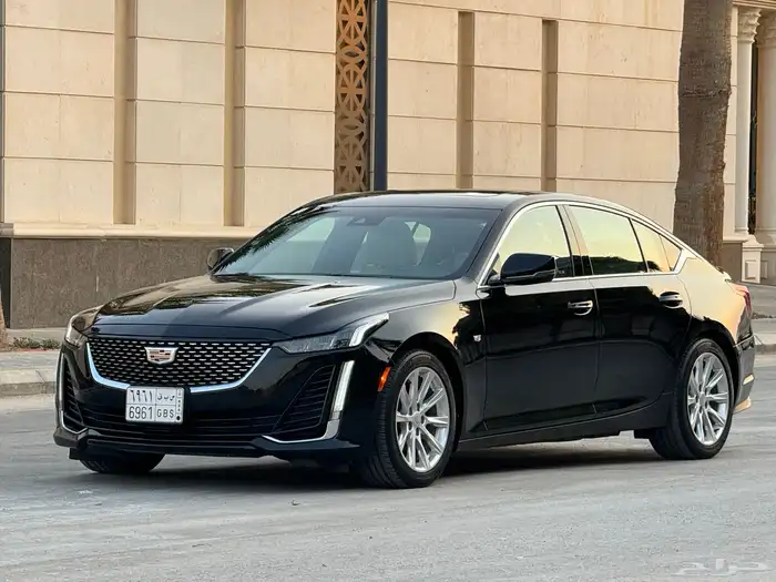 كاديلاك CT5 موديل 2024 ممشى 42 الف تحت الضمان والصيانة 3