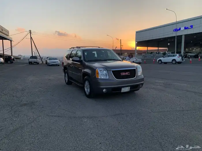 جي ام سي يوكون 2012 7