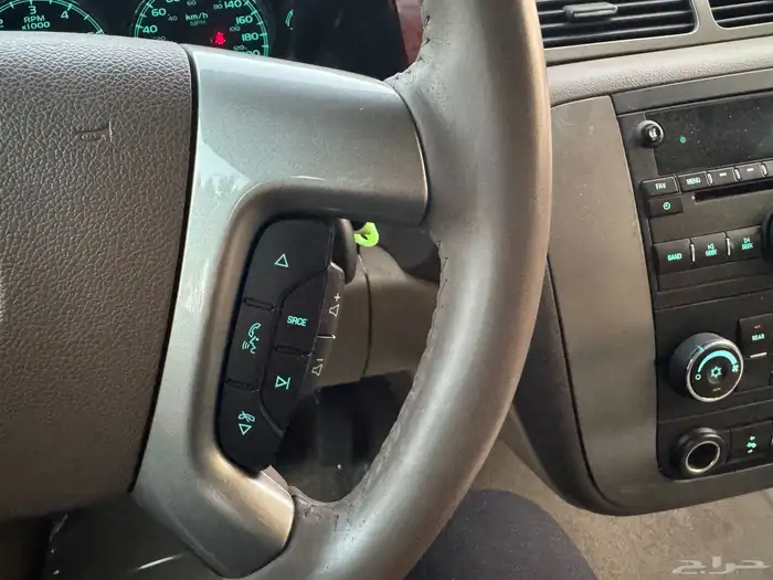 شيفرولية سوبربان 2013 اسود ملكي نظيف للبيع 47