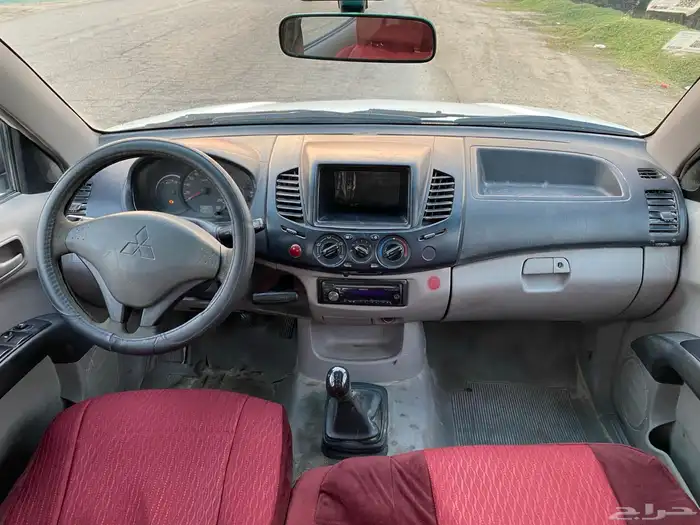 متسوبيشي بكب L200 - 2011 10