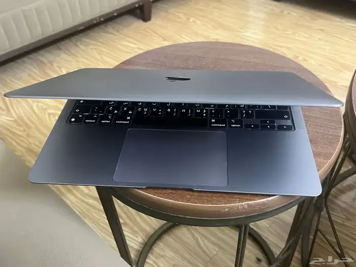 ماك بوك إير 4