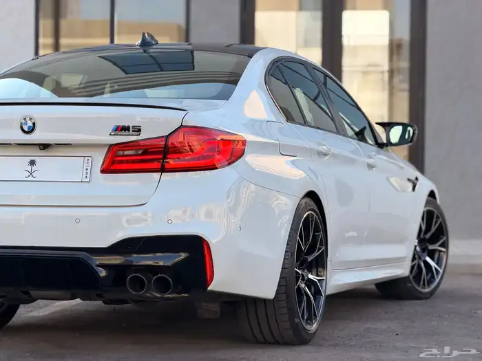 للبيع 2020 BMW M5 COMPETITION بحالة الوكالة 6
