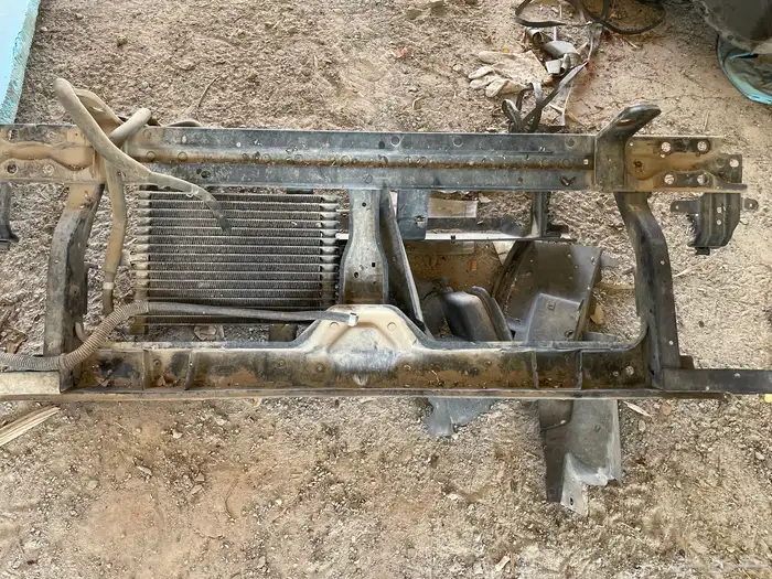 قطع غيار تشليح اكستيرا 2012 3