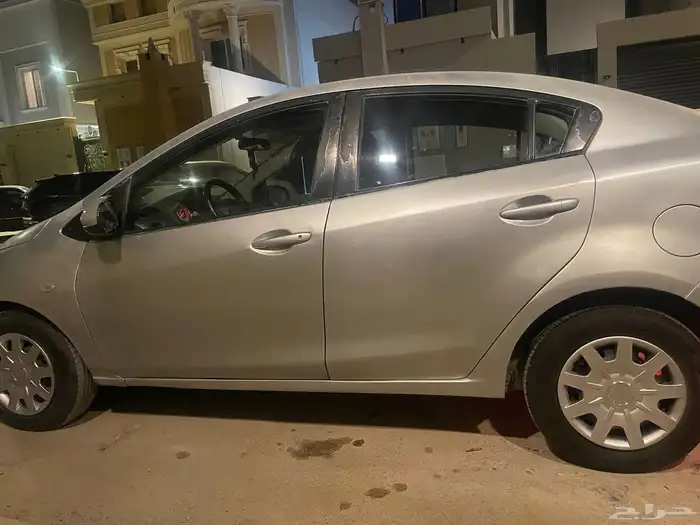 مازدا 2 2011 للبيع 3