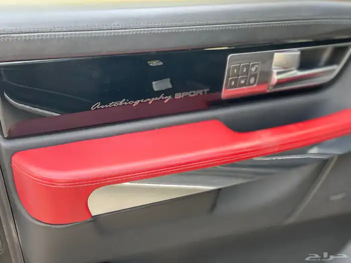 لاند روفر 2011 7