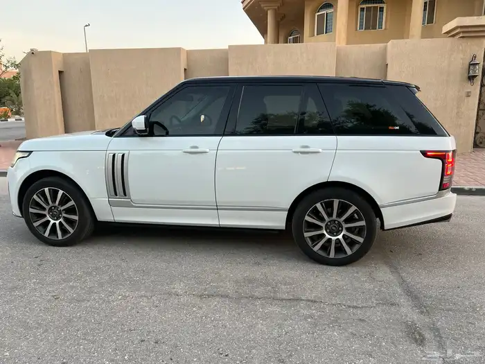 رنج روفر ( فوج ) الموديل 2016 نظيف 36