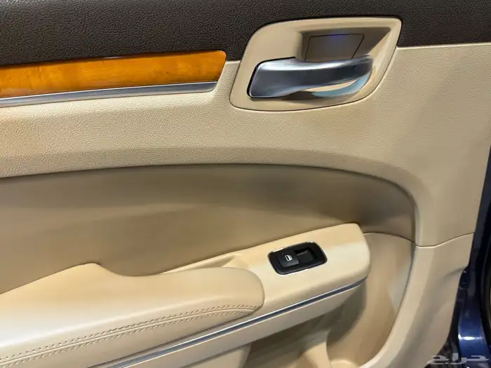 كرايزلر 2014 C300 (( بحالة ممتازة )) 17