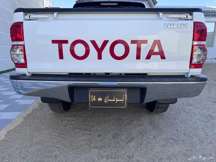 هايلوكس ( مخزن بريمي ) 25