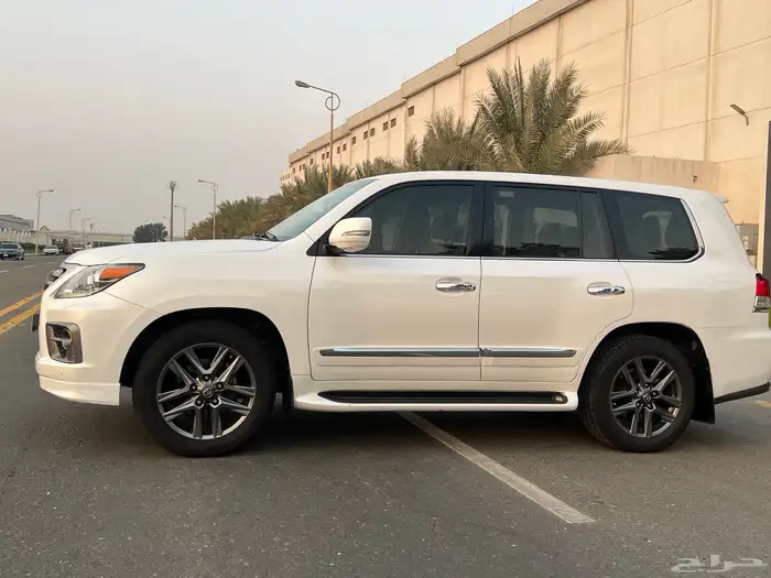 جيب لكزس LX 2015 فل كامل DD نظيف جدا منوة المستخدم 9