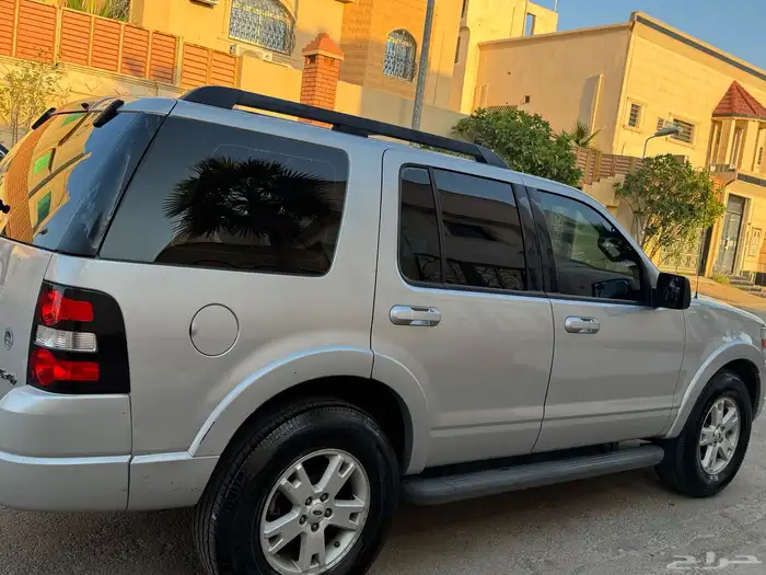 فورد اكسبلور 2010 11