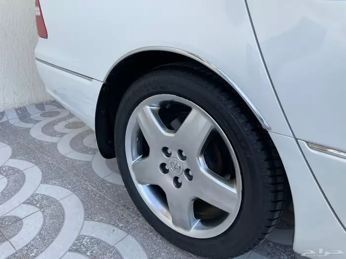 لكزس ( مخزن ) 30