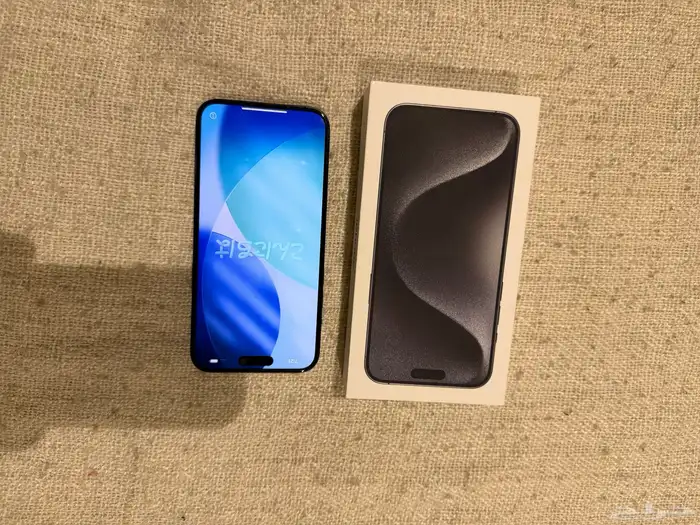 ايفون 15 بروماكس بحالة الجديد 8