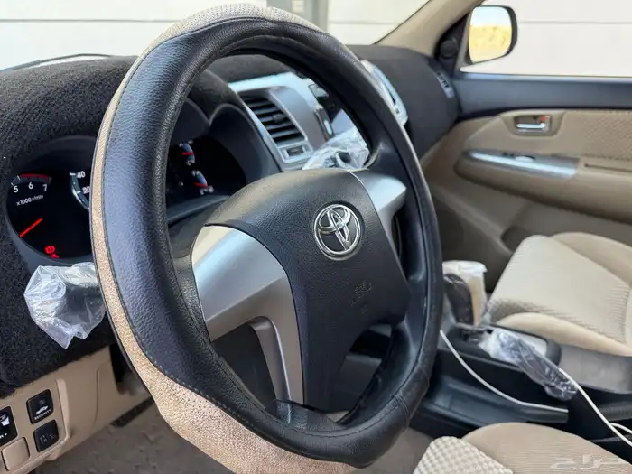 فورتشنر 2015 دبل مخزن ماشي 60 الف فقط 8