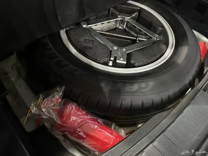 تويوتا راف فور موديل 2022 دبل 18