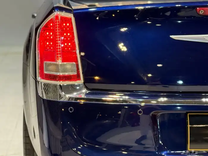 كرايزلر 2014 C300 (( بحالة ممتازة )) 27