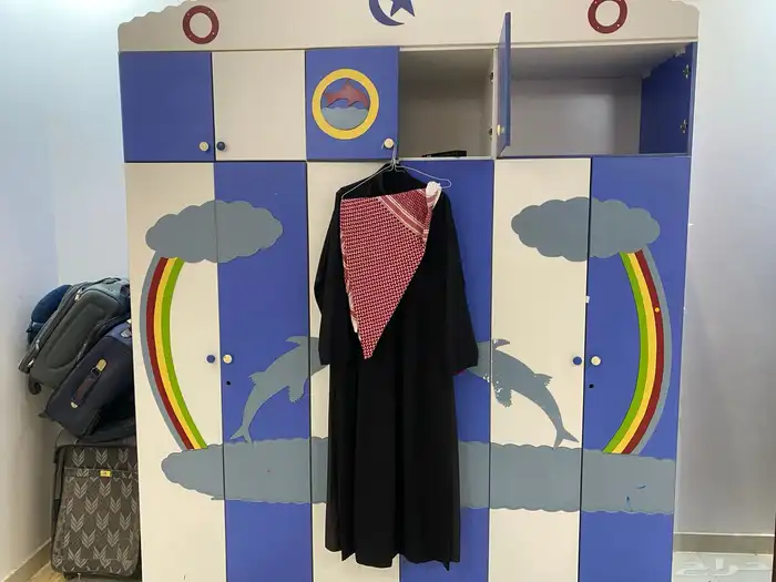 كنب نظيف 9 نفر مع فرشة ودولاب 7