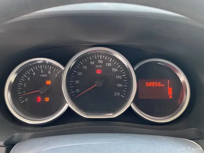 رينو دوكر بضاعه بنزين قير عادي 2020 9