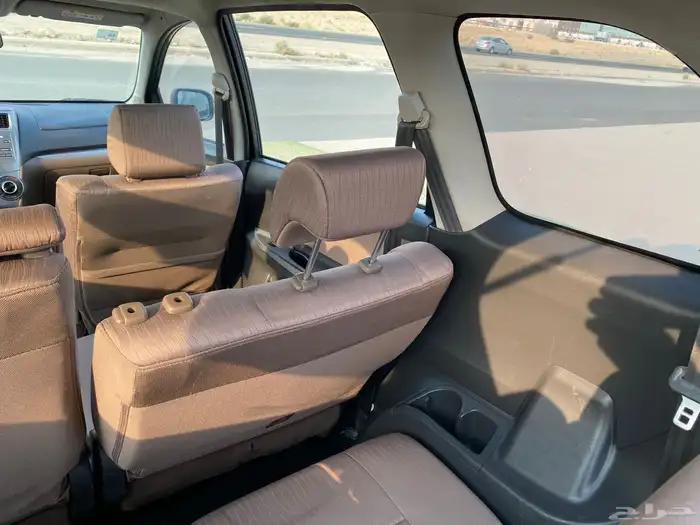 تويتا افانزا 2017 38