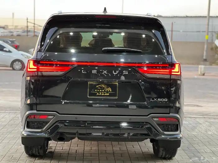 لكزس LX600 سبورت F موديل 2025 8