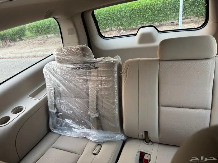 شيفرولية سوبربان 2013 اسود ملكي نظيف للبيع 29