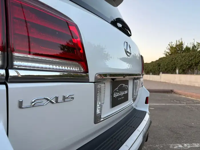 جيب لكزس 2015 مخزن 16