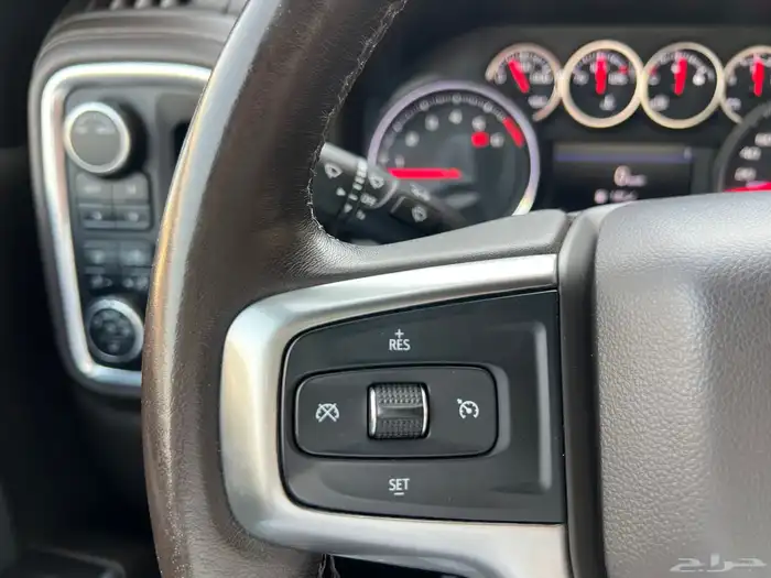 شيفرولية سلفرادو 2021 سعودي RST قير علاق 8 سرندل شبه جديد 9