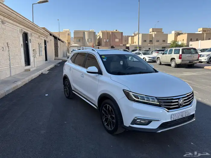 ام جي RX5 نظيف جدا 8