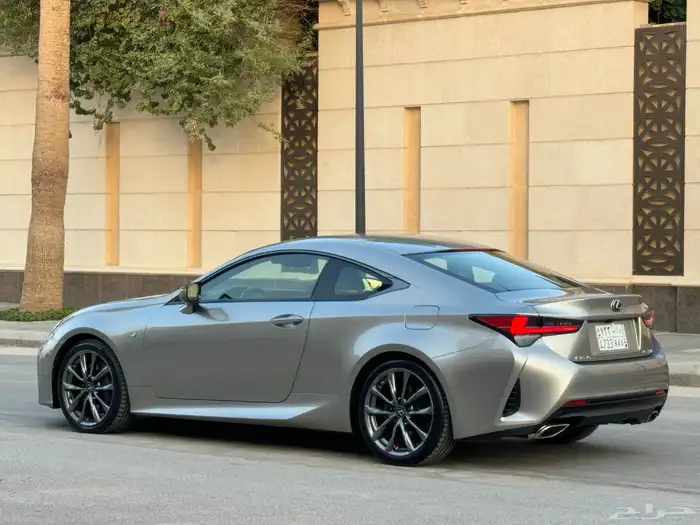 لكزس RC350 F موديل 2020 ممشى 71 الف تشيكات وكاله 10