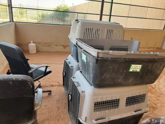 أقفاص كلاب مخصصة للسفر 0