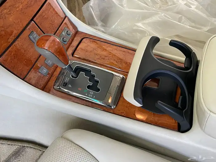 لكزس ( مخزن ) 70