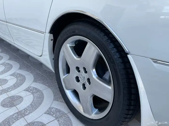 لكزس ( مخزن ) 16