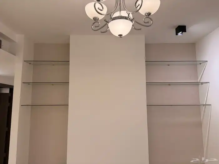 تجهيزات شقة أساسية نظيفة 3