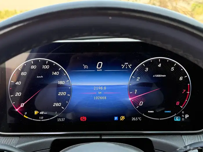 مرسيديس C200 2023 20