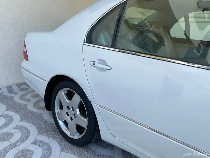 لكزس ( مخزن ) 26