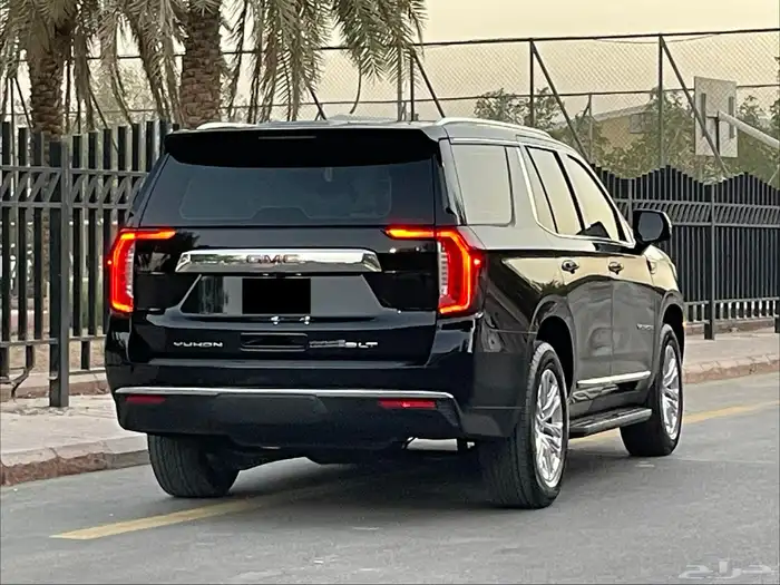 جي ام سي يوكن SLT 2023 فل كامل قمه بالنظافه بحال الوكاله 31