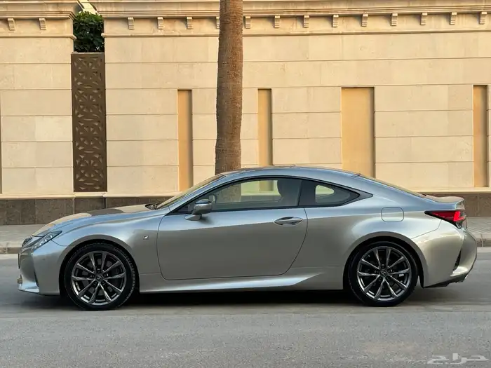 لكزس RC350 F موديل 2020 ممشى 71 الف تشيكات وكاله 7